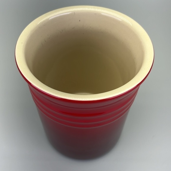 Le Creuset Utility Crock - Picture 3 of 9